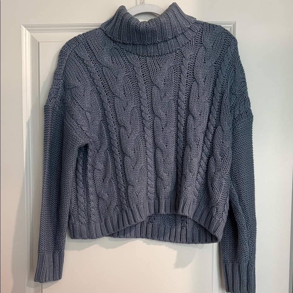 Versona Gray Chunky Knit Turtleneck Sweater